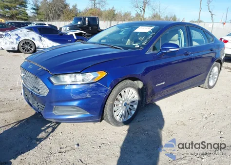 2013 Ford Fusion Hybrid Se z USA, uszkodzony, nr VIN 3FA6P0LU3DR219339